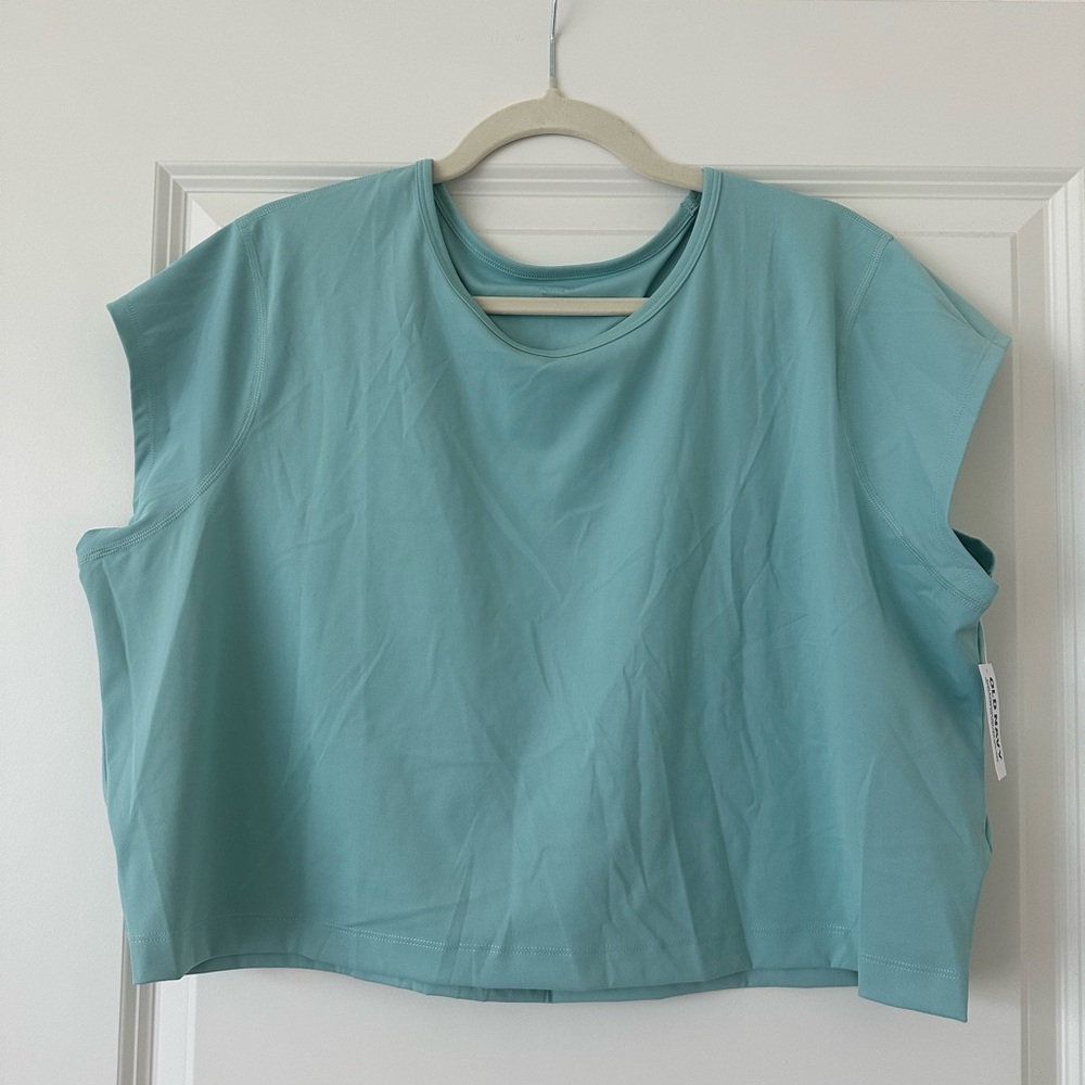 NWT Old Navy PowerSoft Go-Dry Crop Short Sleeve Top Size XXL